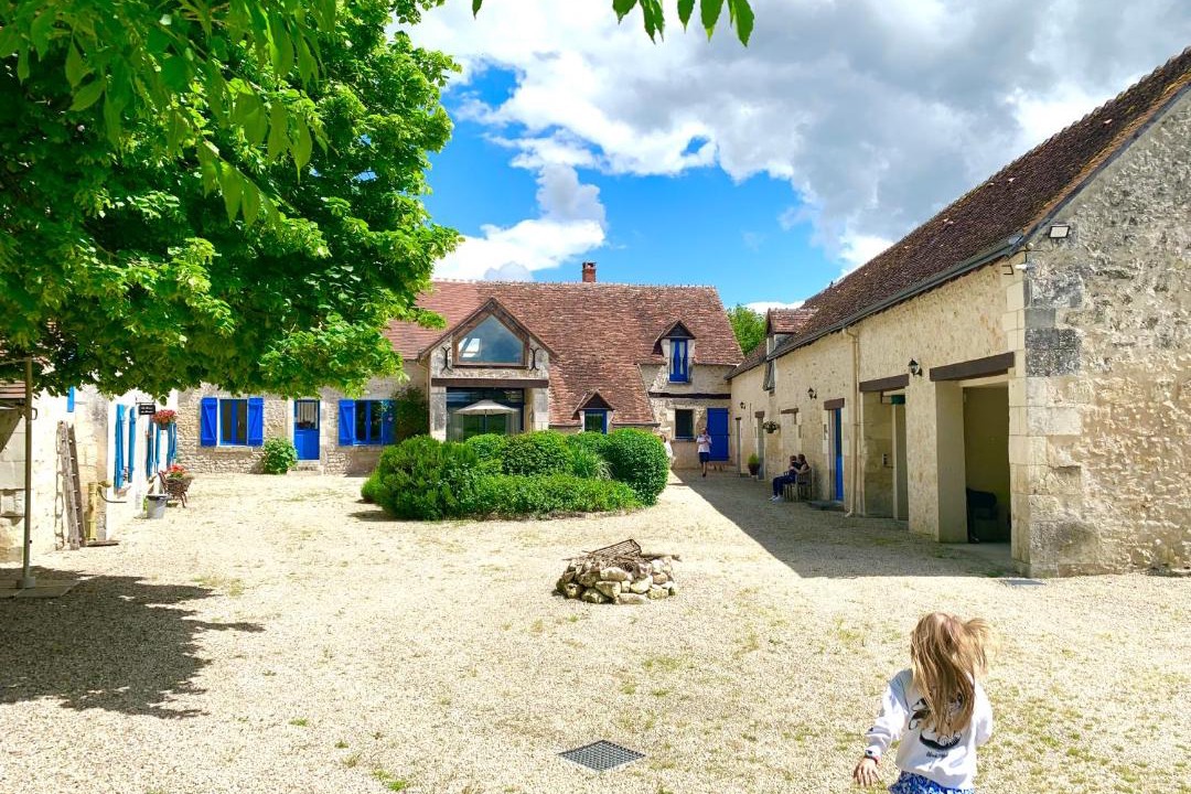 Photo of Others in Orbigny