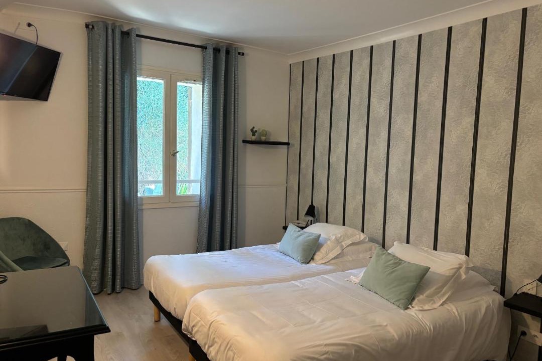 Photo of Bedroom in Chateauneuf-du-Pape