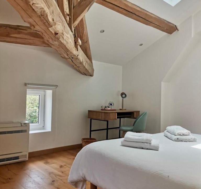 Photo of Bedroom in Sauveterre-Saint-Denis