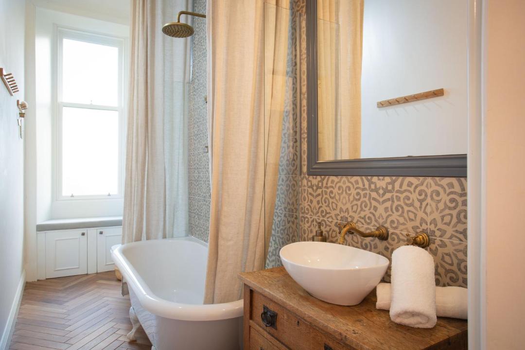 Photo of Bathroom in Paisley