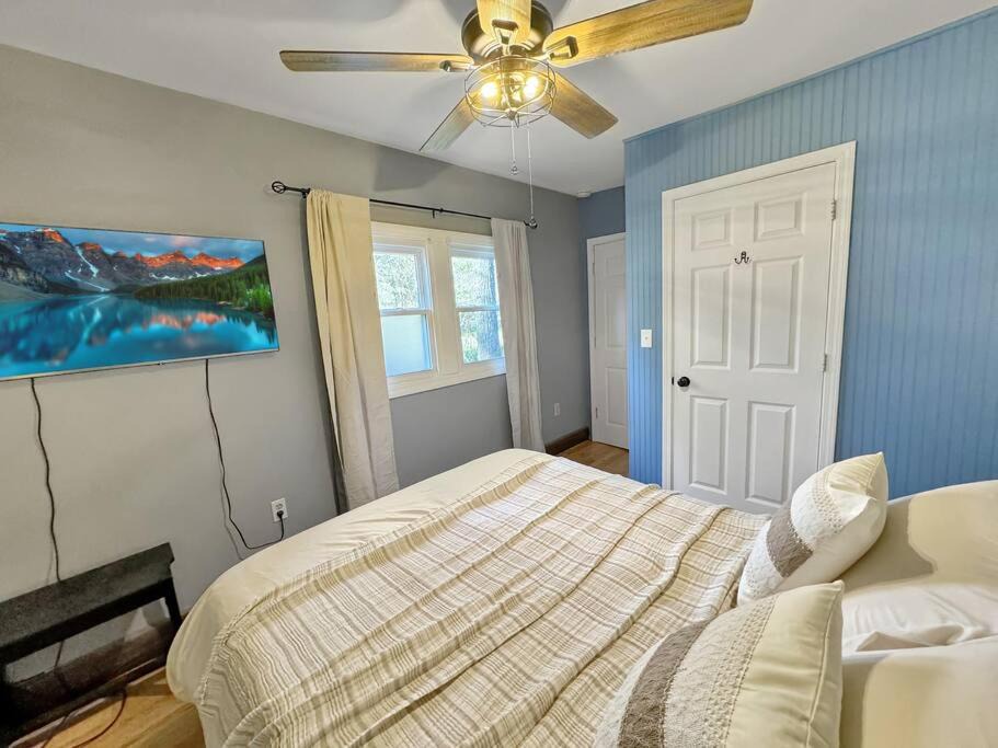 Photo of Bedroom in Gnaw Bone