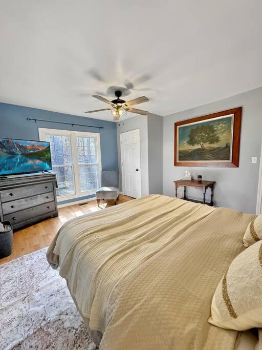 Photo of Bedroom in Gnaw Bone