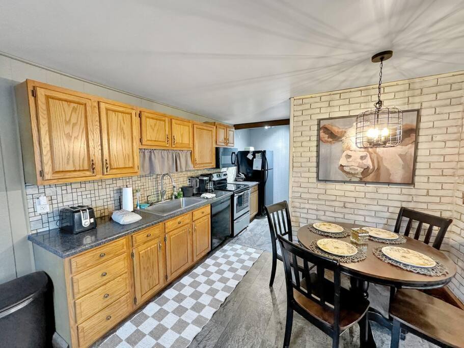 Photo of Kitchen in Gnaw Bone
