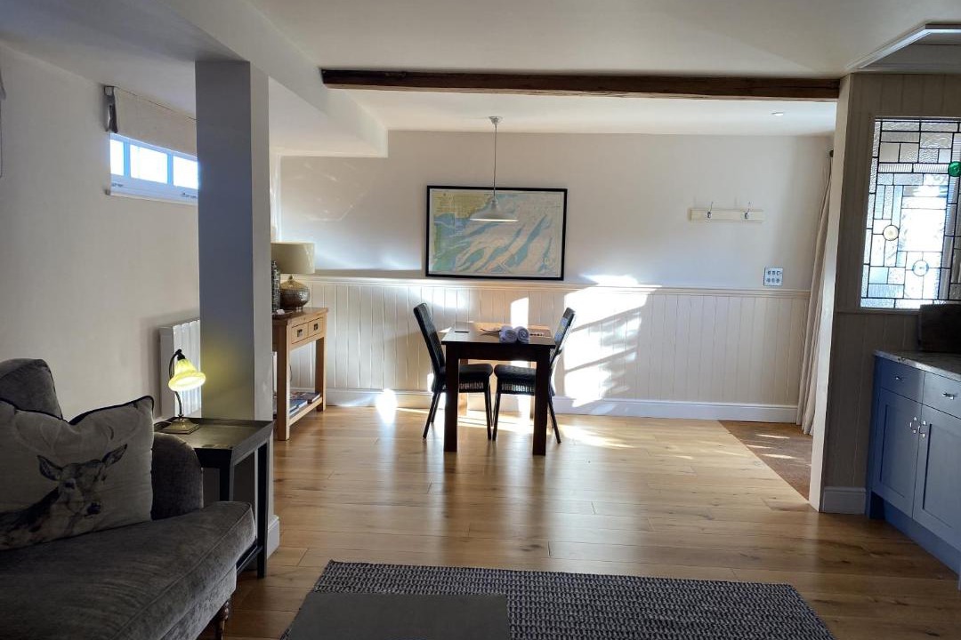 Photo of Others in Chelmondiston