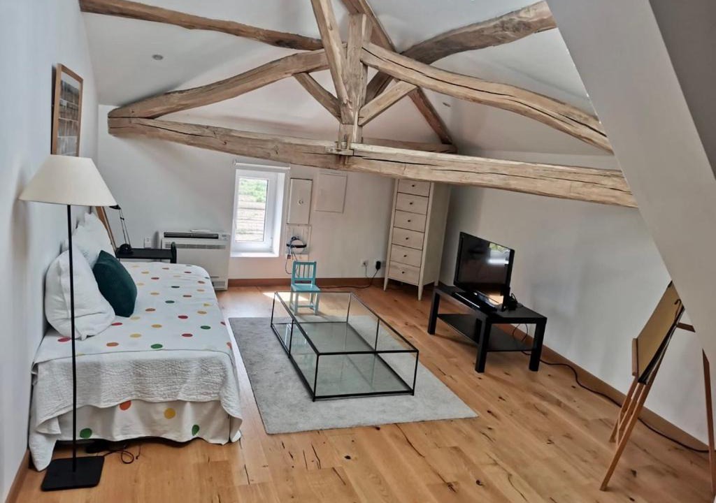 Photo of Others in Sauveterre-Saint-Denis