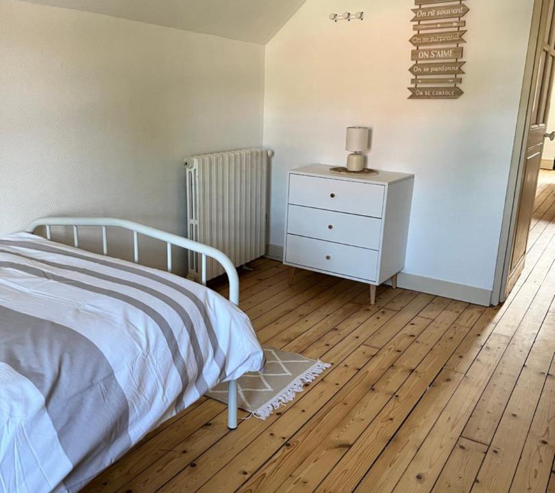 Photo of Bedroom in Saint-Pierre-le-Moutier