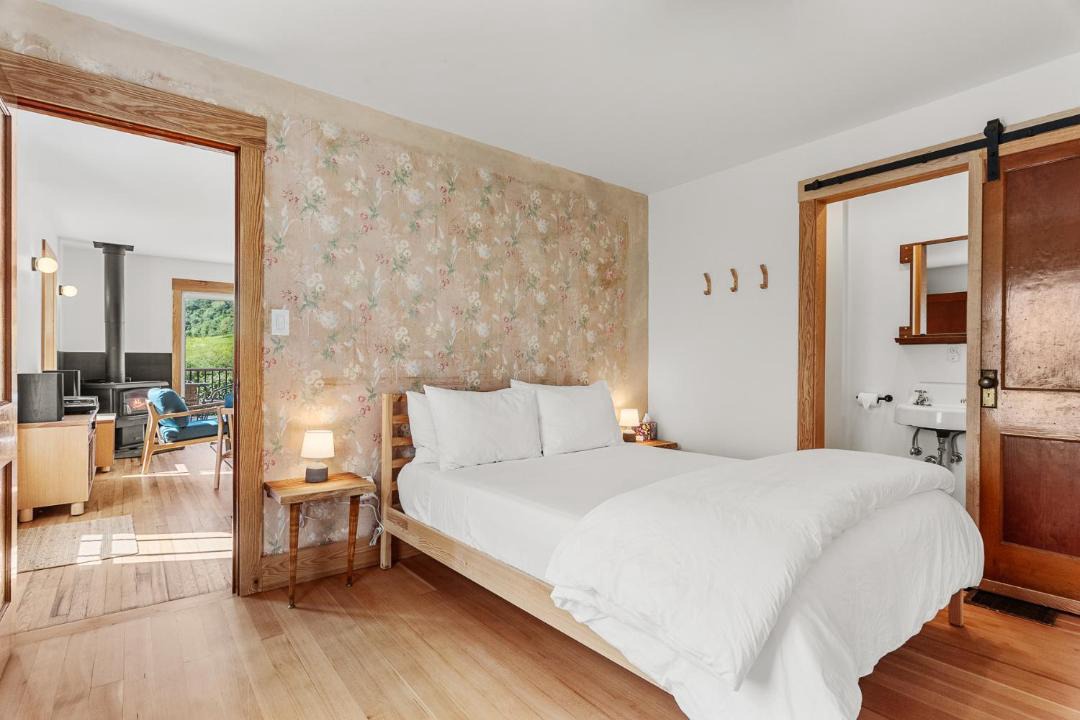 Photo of Bedroom in De Lancey