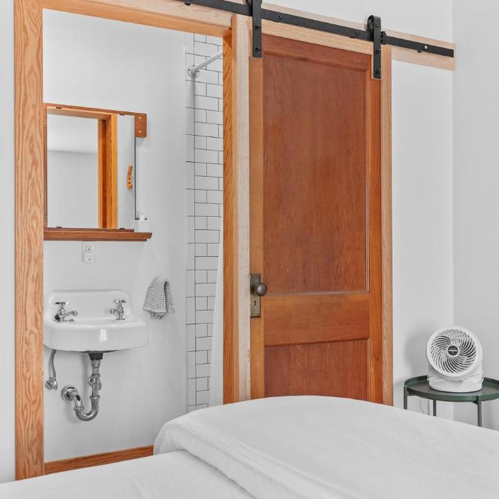 Photo of Others in De Lancey