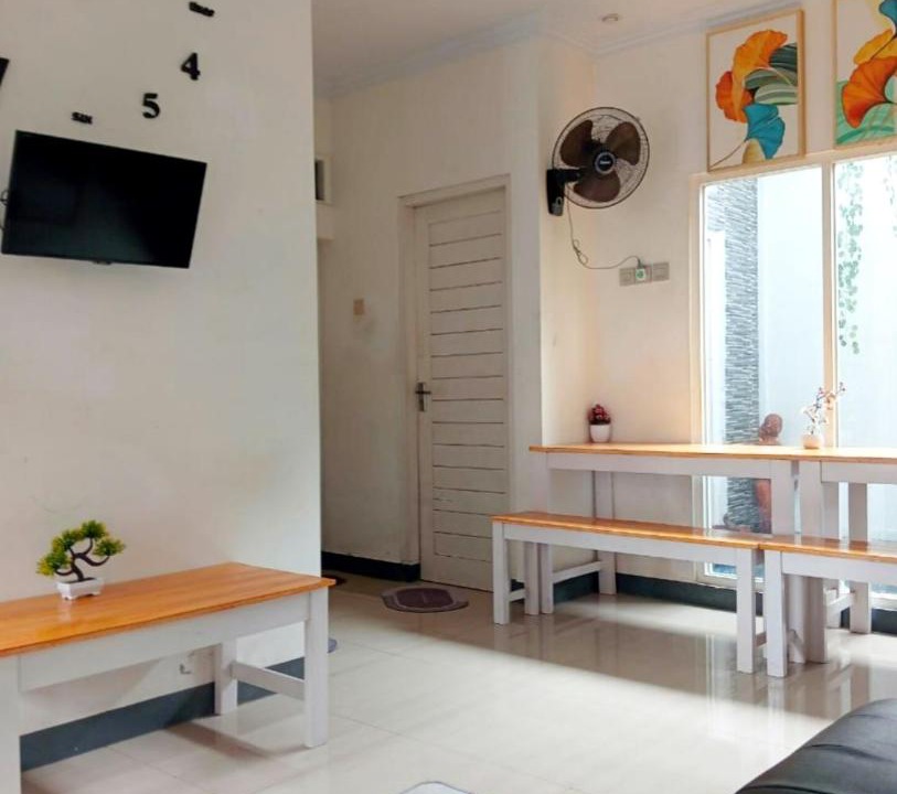 Photo of Livingroom in Bangunjiwo