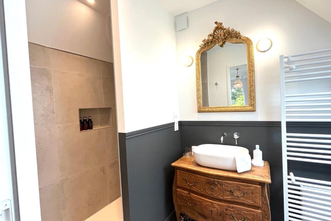 Photo of Bathroom in Bavent