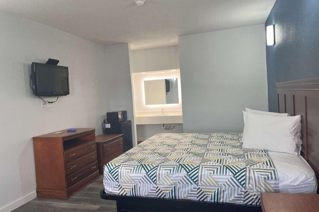 Photo of Bedroom in Cleveland