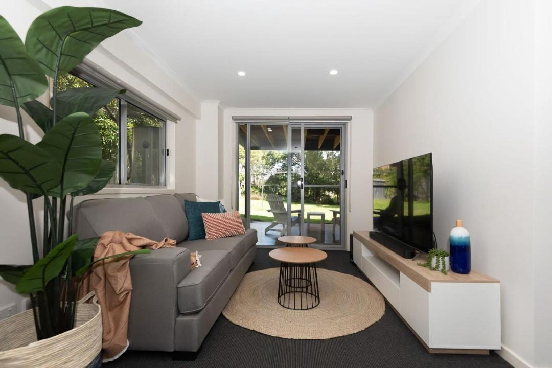 Photo of Others in Batehaven