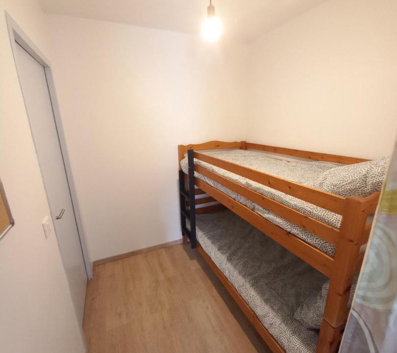 Photo of Bedroom in Saint-Thomas-en-Royans