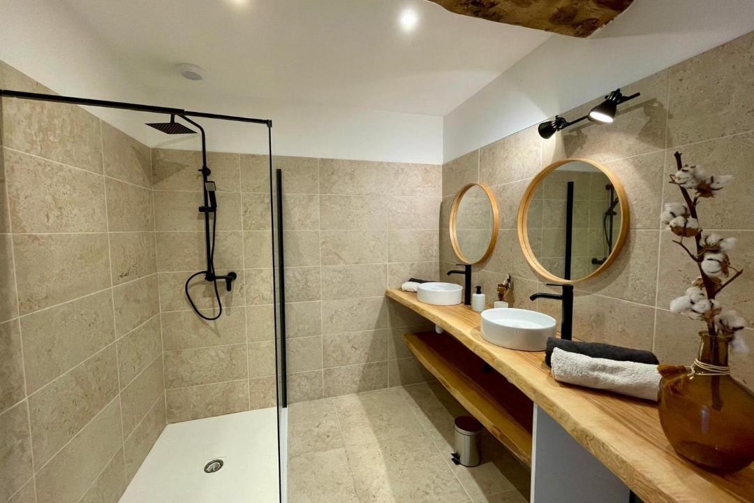 Photo of Bathroom in Leboulin