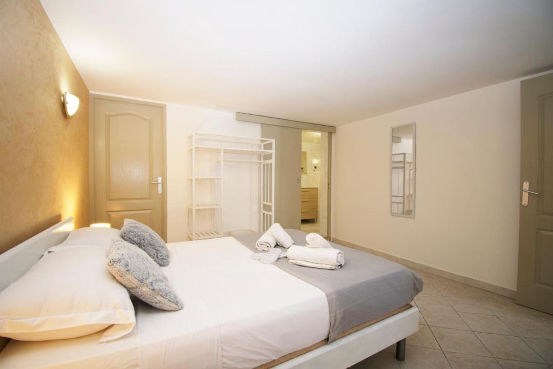 Photo of Bedroom in La Valette-du-Var