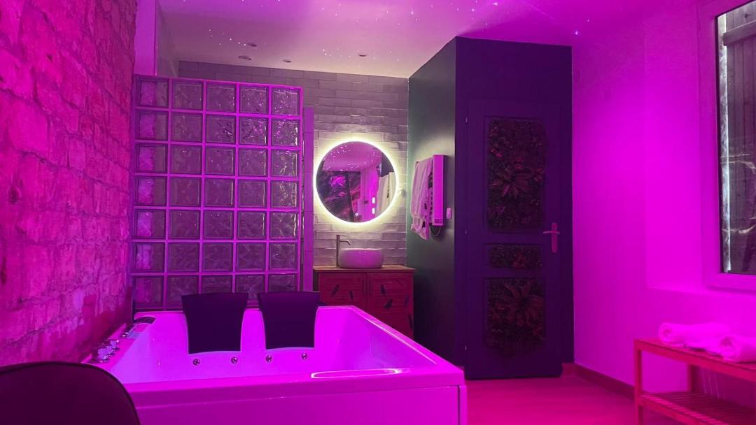 Photo of Bathroom in Montataire