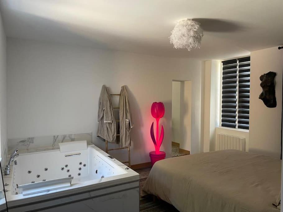 Photo of Bedroom in Lailly-en-Val