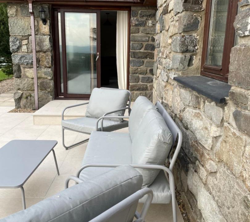 Photo of Patio Balcony in Cwrt