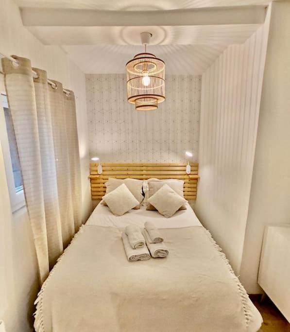 Photo of Bedroom in Sens