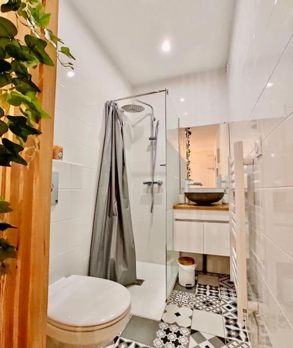 Photo of Bathroom in Sens