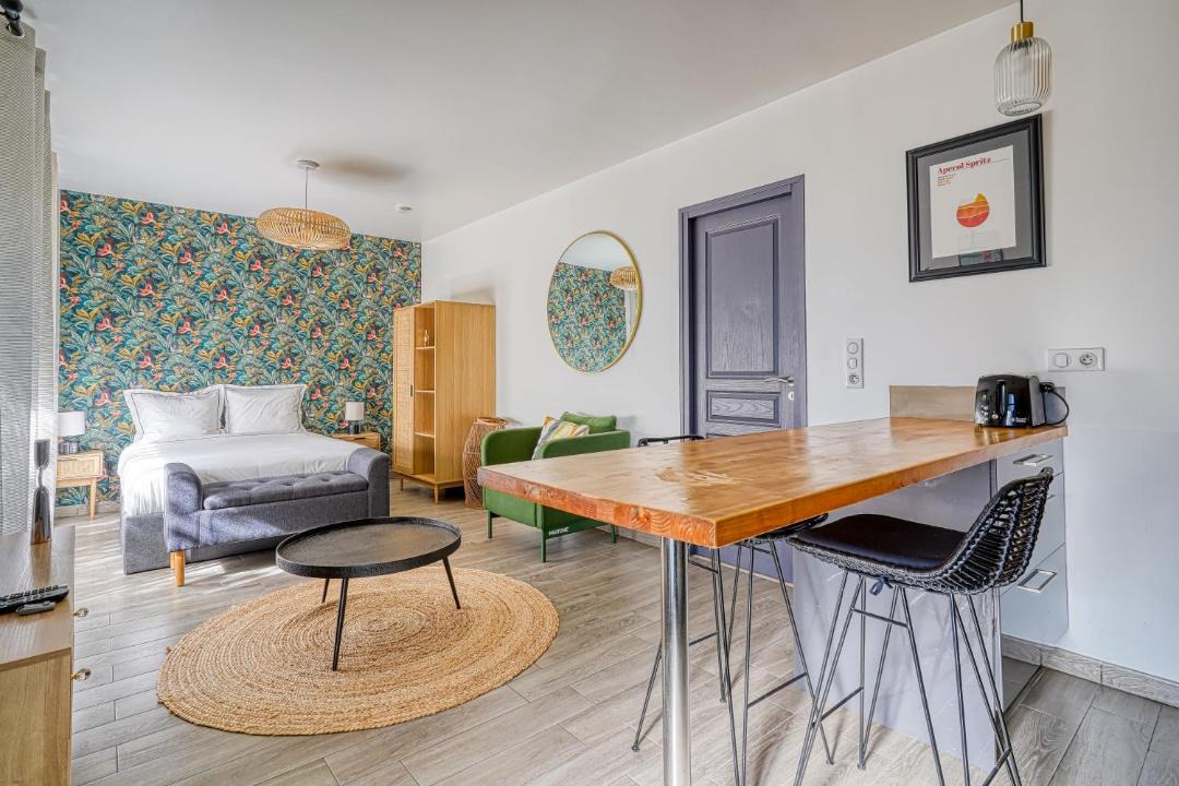 Photo of Others in Brunoy