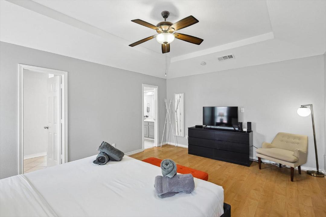 Photo of Bedroom in Far North Dallas