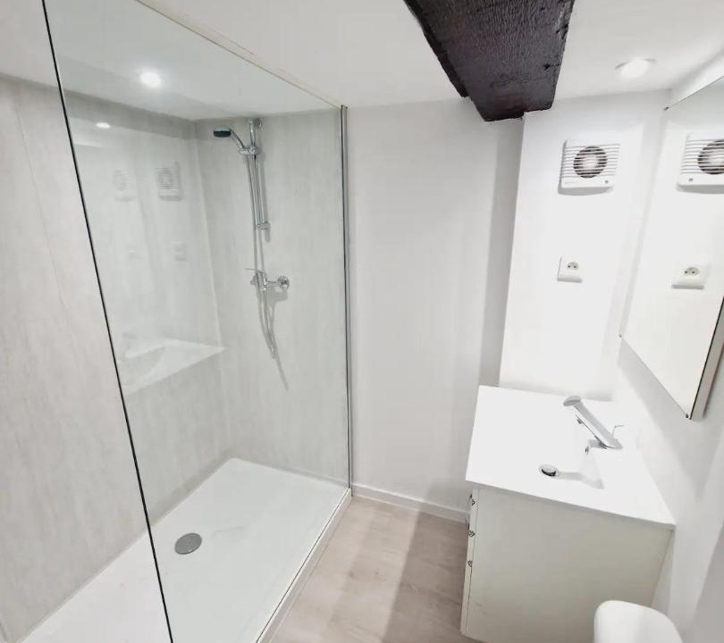 Photo of Bathroom in Avesnes-sur-Helpe