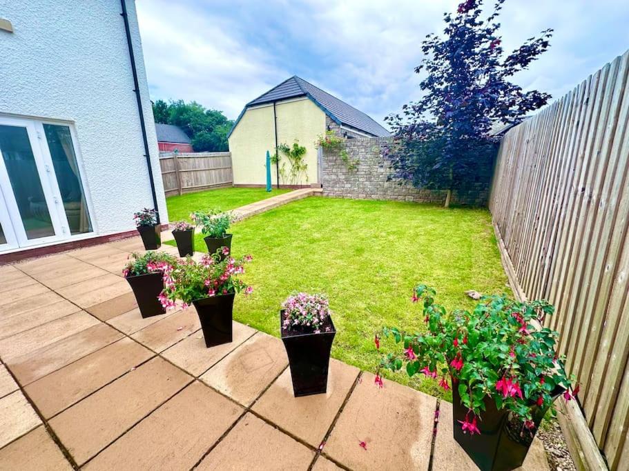 Photo of Patio Balcony in Coed-Y-Paen