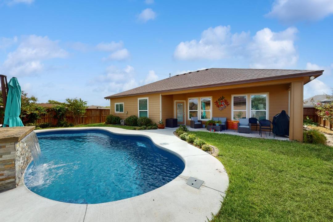 Photo of Others in Flour Bluff