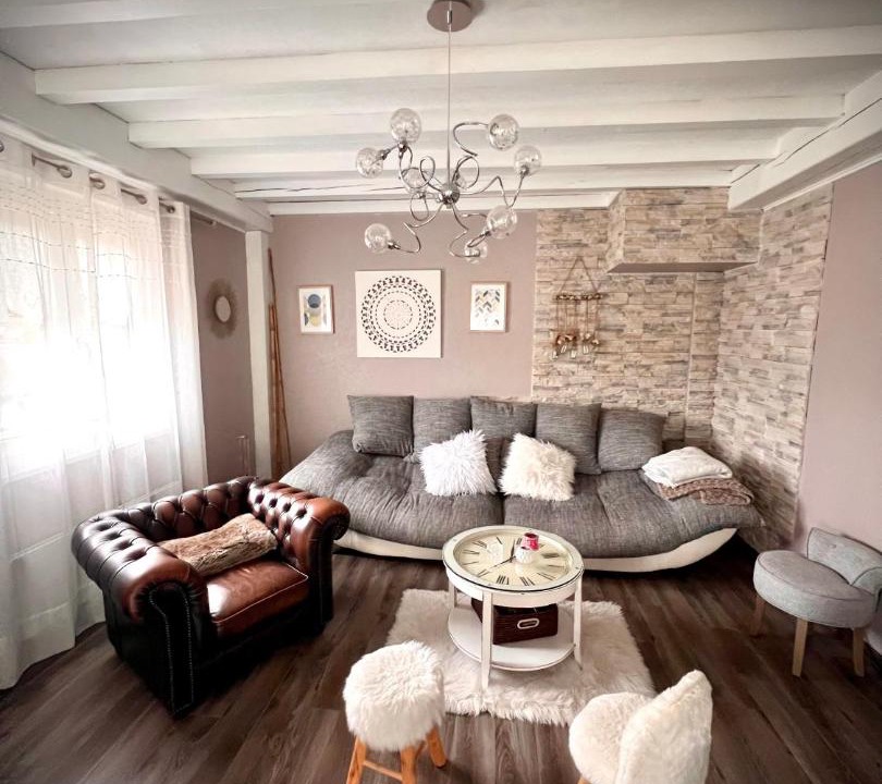Photo of Livingroom in Ornans