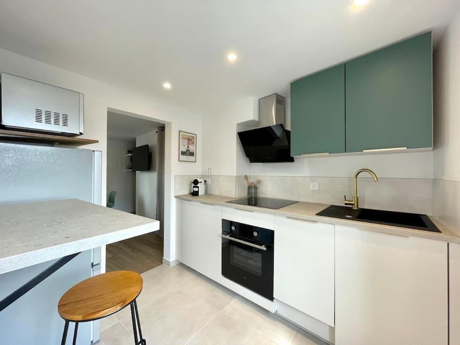 Photo of Kitchen in Saint-Gratien