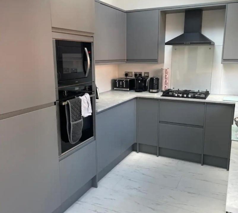 Photo of Others in Bilston