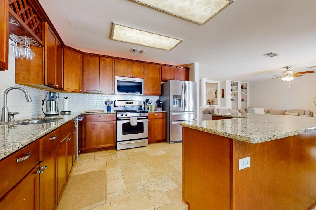 Photo of Kitchen in Deer Park At Maple Run