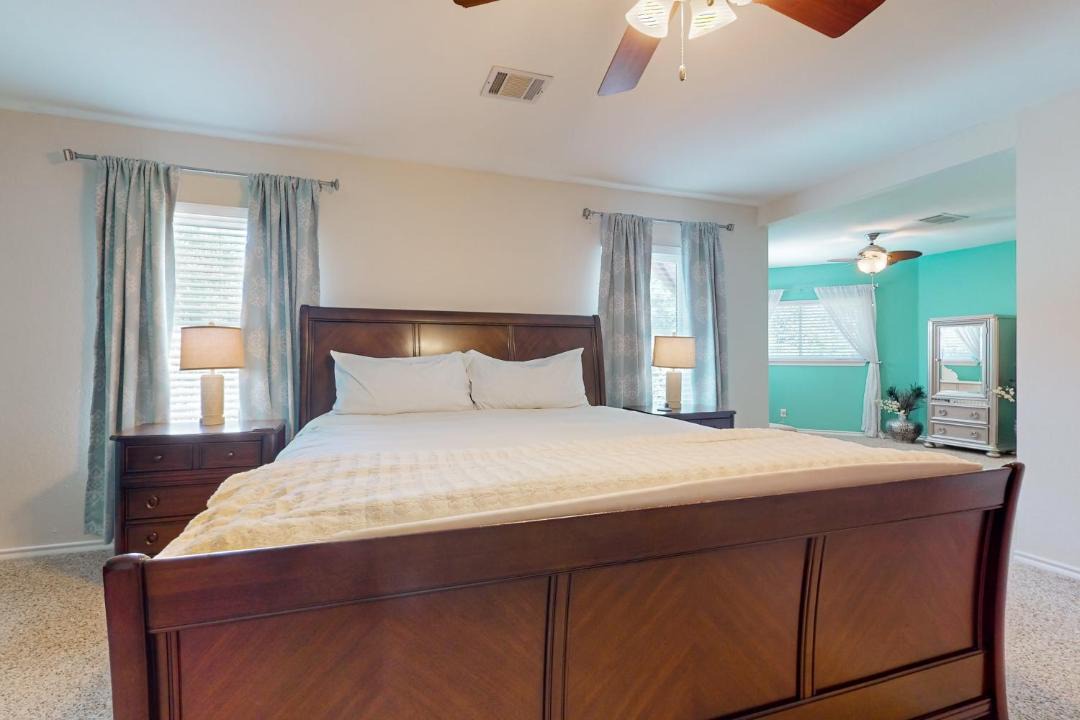 Photo of Bedroom in Deer Park At Maple Run