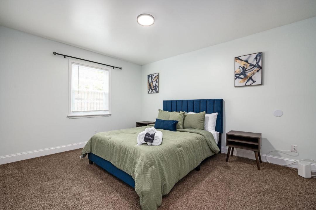 Photo of Bedroom in West End
