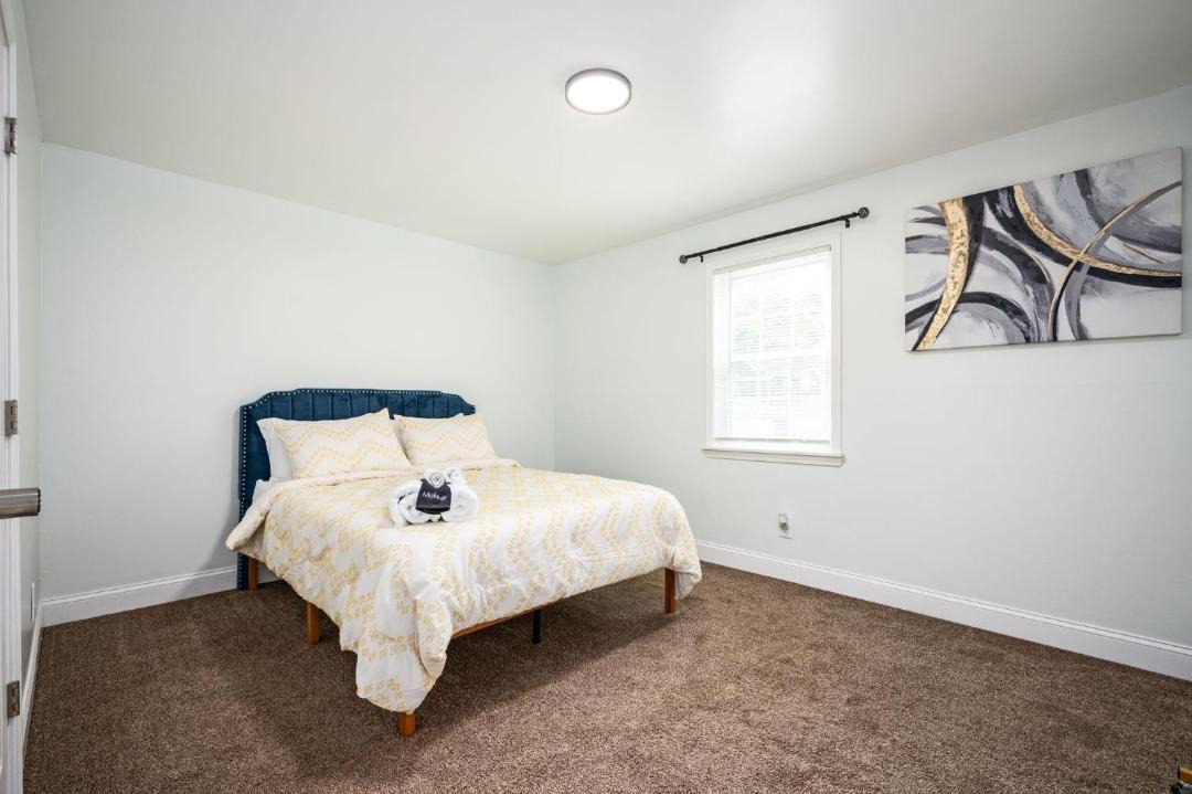 Photo of Bedroom in West End