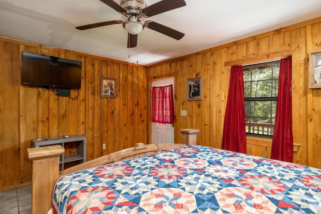 Photo of Bedroom in Murfreesboro