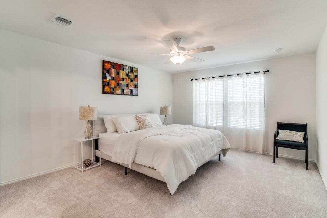 Photo of Bedroom in Royse City