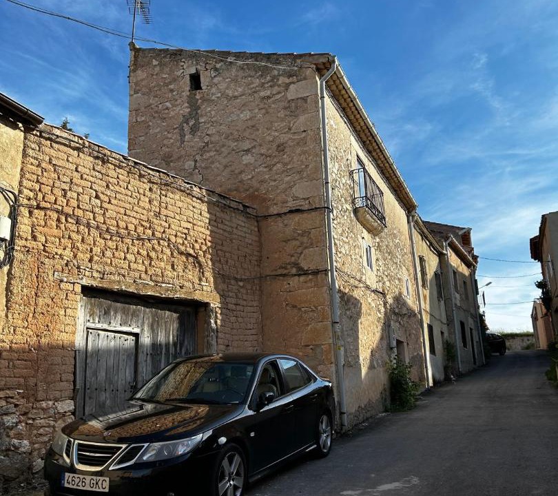 Photo of Buildings in Fuentelcesped