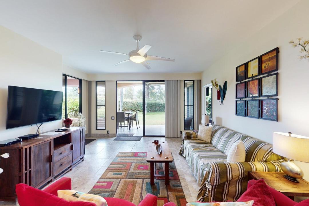 Photo of Livingroom in Waikoloa