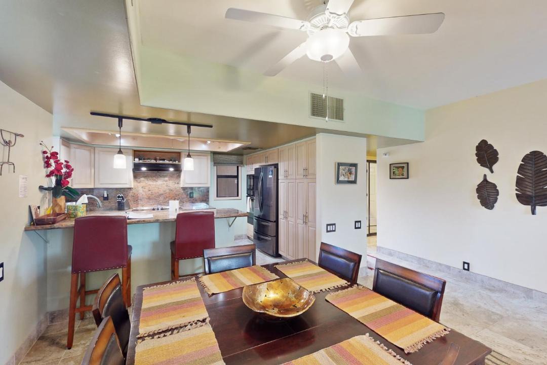 Photo of Kitchen in Waikoloa