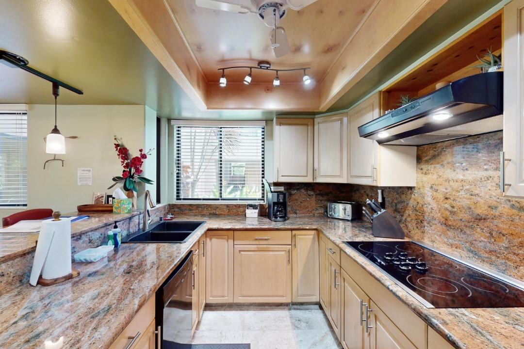 Photo of Kitchen in Waikoloa
