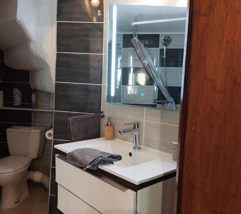 Photo of Bathroom in Vergeze