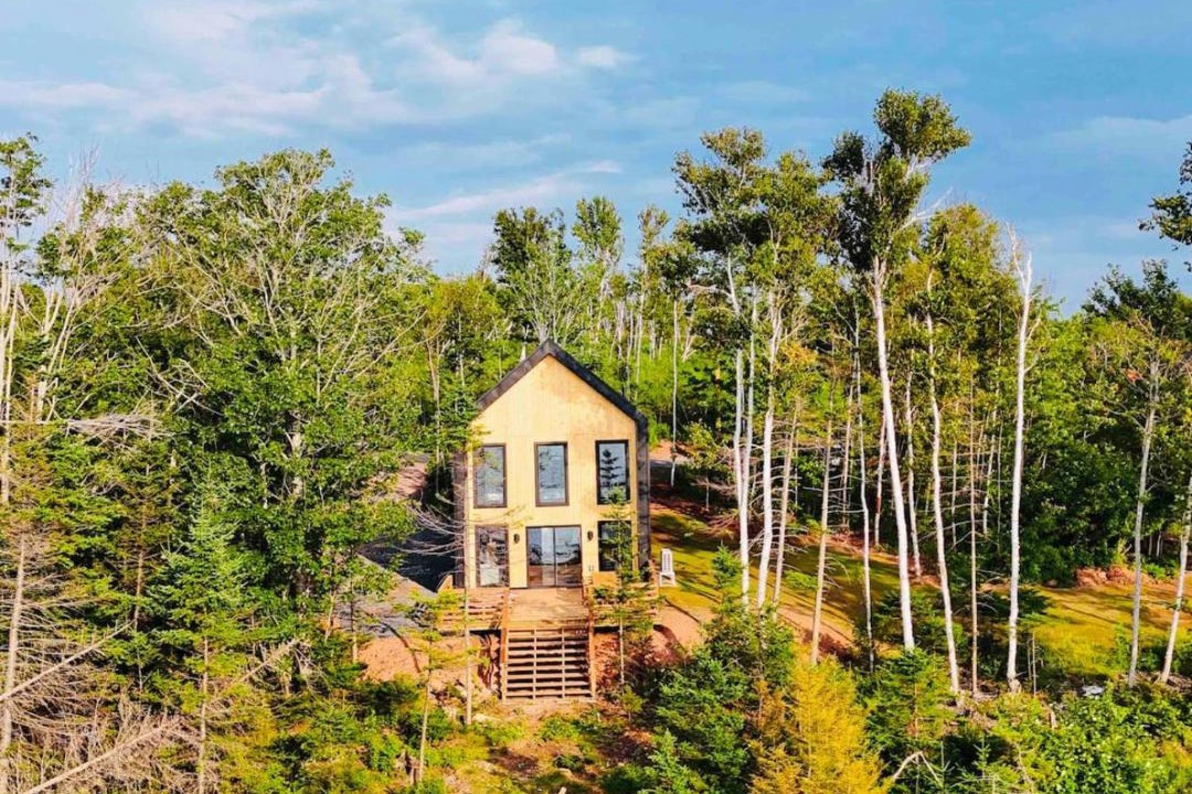 Photo of Others in Lot 61