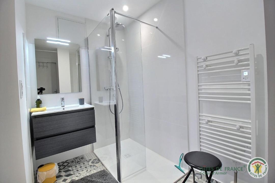 Photo of Bathroom in Brehand