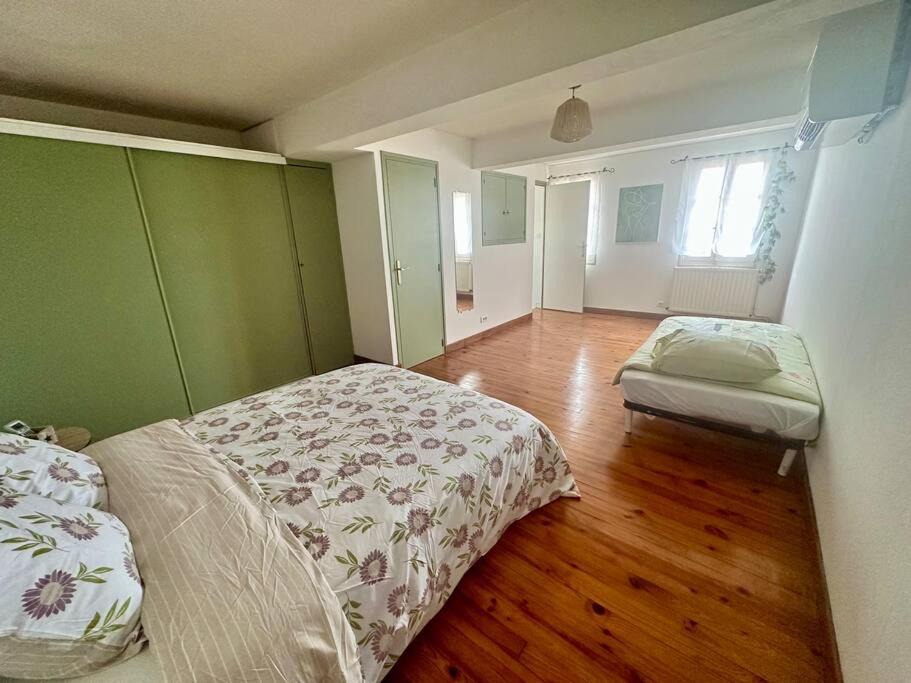 Photo of Bedroom in Montauban