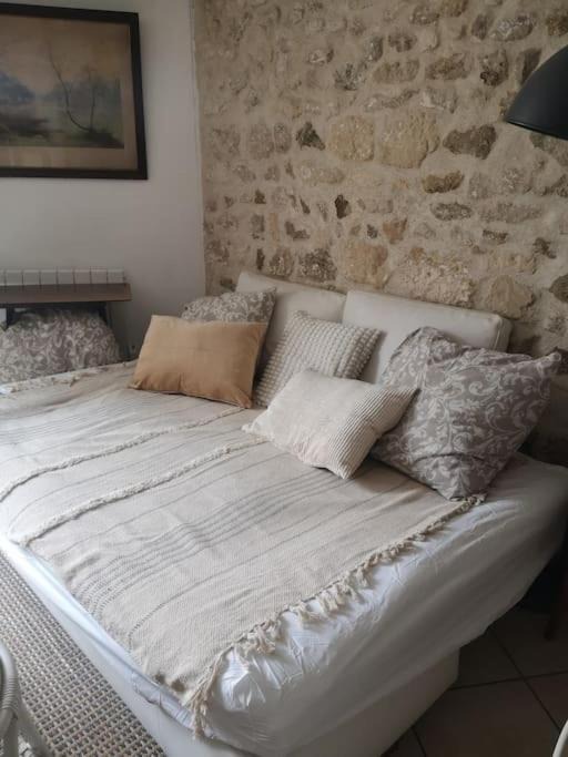 Photo of Bedroom in Conflans-Sainte-Honorine