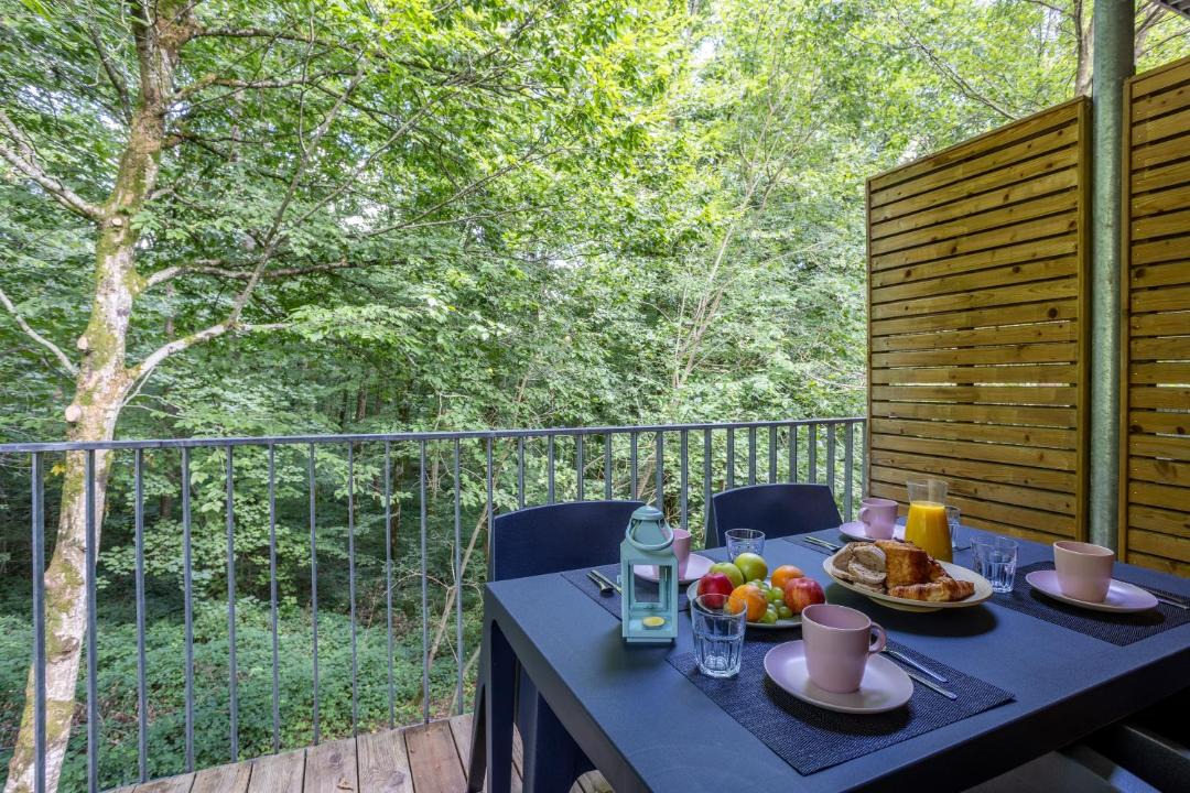 Photo of Patio Balcony in Eppe-Sauvage