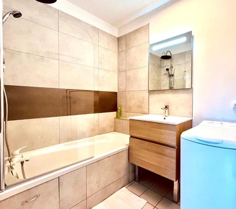 Photo of Bathroom in Saint-Remi