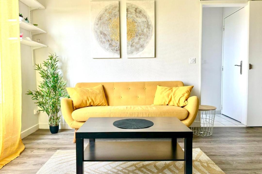 Photo of Livingroom in Saint-Remi